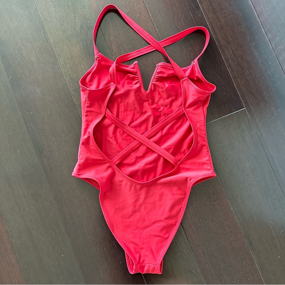 Swimsuit Revolve - Picture 4 of 4